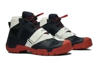 nike hiking boots uk